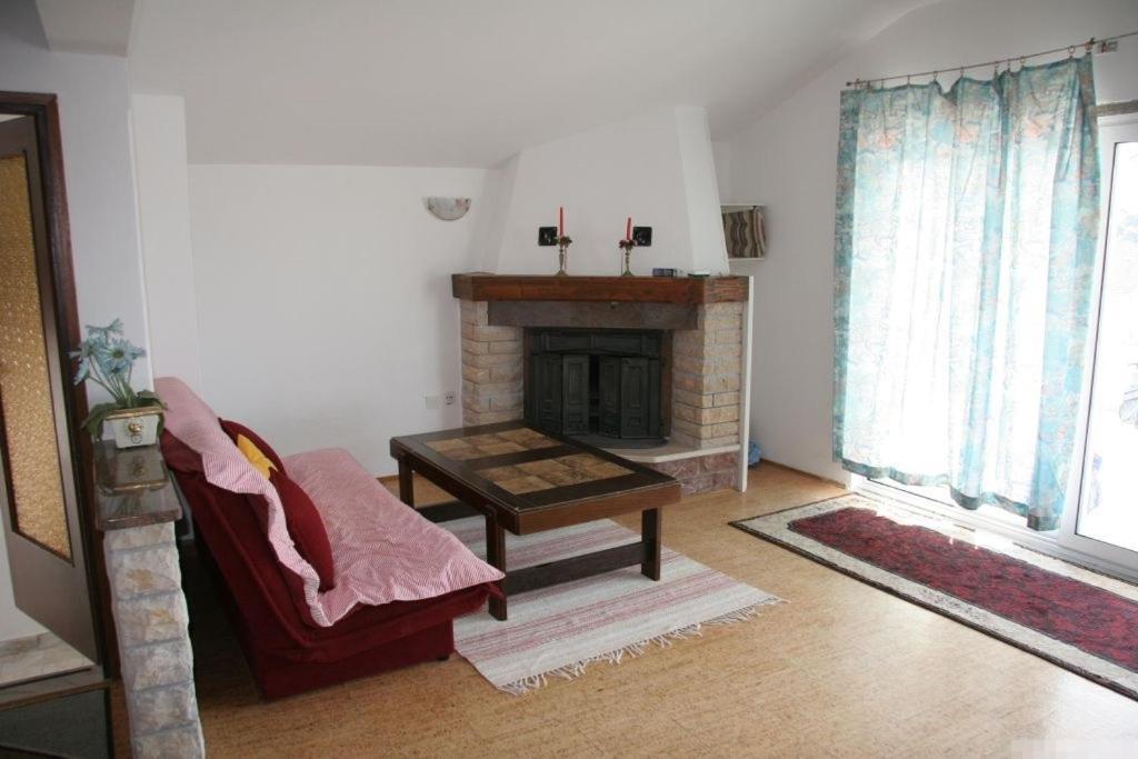 Apartment In Kukljica With Sea View, Terrace, Air Conditioning, Wi-Fi Экстерьер фото