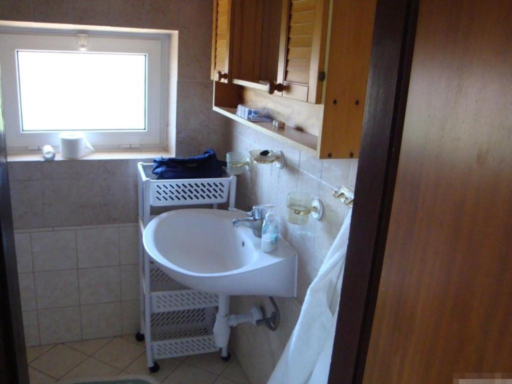Apartment In Kukljica With Sea View, Terrace, Air Conditioning, Wi-Fi Экстерьер фото